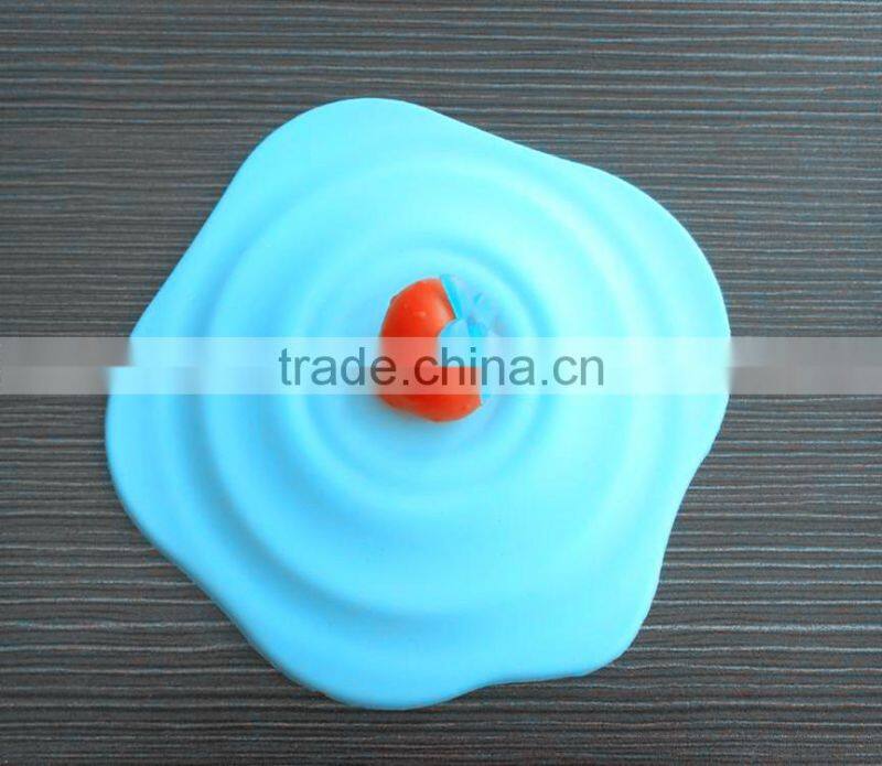 100% food grade cute designing silicone cup lid strawberry cup cover