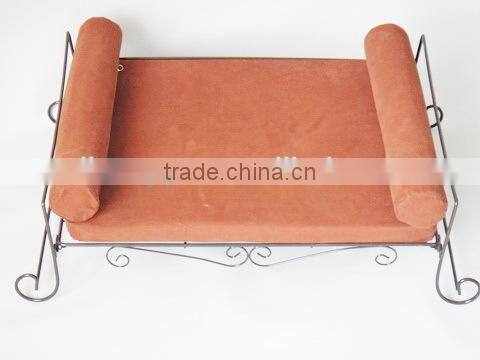 Hot selling Metal Scroll Comfort pet sofa cat dog sofa