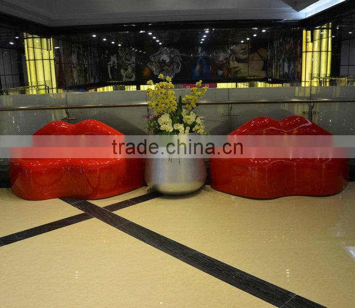 Mall fiberglass lip leisure chair