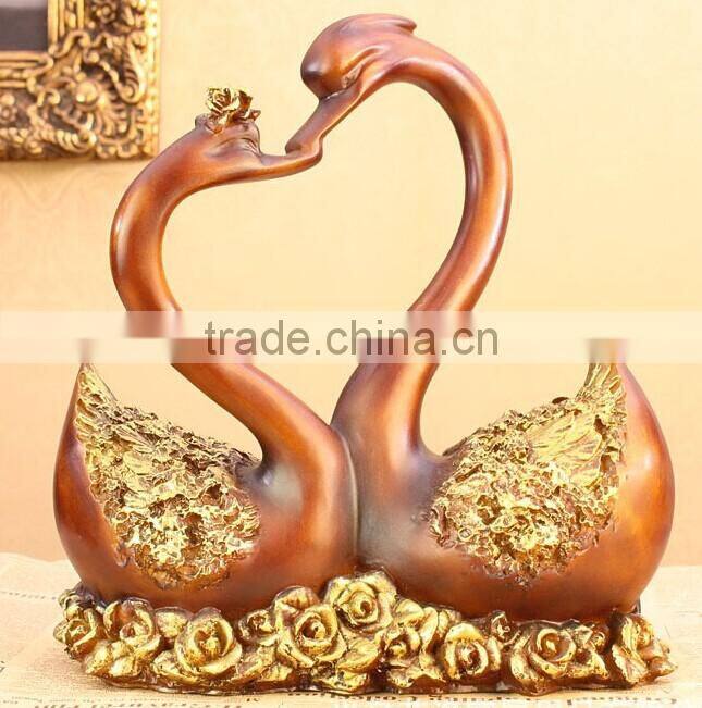 Golden resin couple swan decorative figurines
