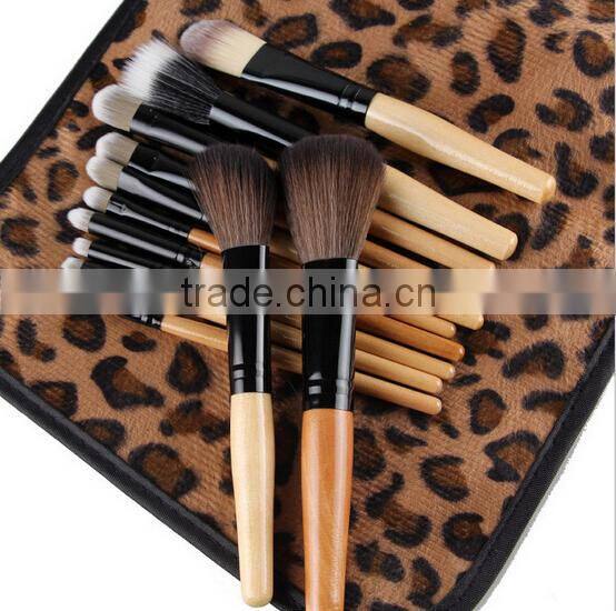 Cosmetics Wholesalers Market Private Label Professional Makeup Brush with Sexy Leopard bag