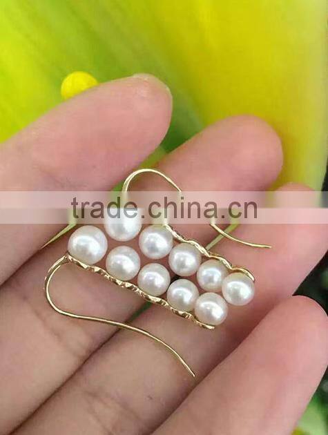 popular 6-6.5mm white Akoya pearl earring with 18k gold