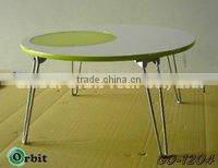 Folding coffee table