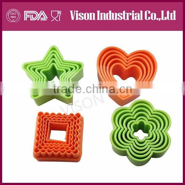 Flower shaped holiday plastic cookie cutter