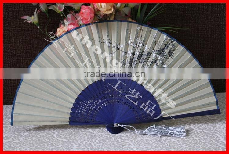 Decorative Chinese carved bamboo cloth hand fan