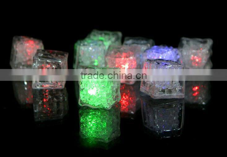 Bar Glow Ice Cube