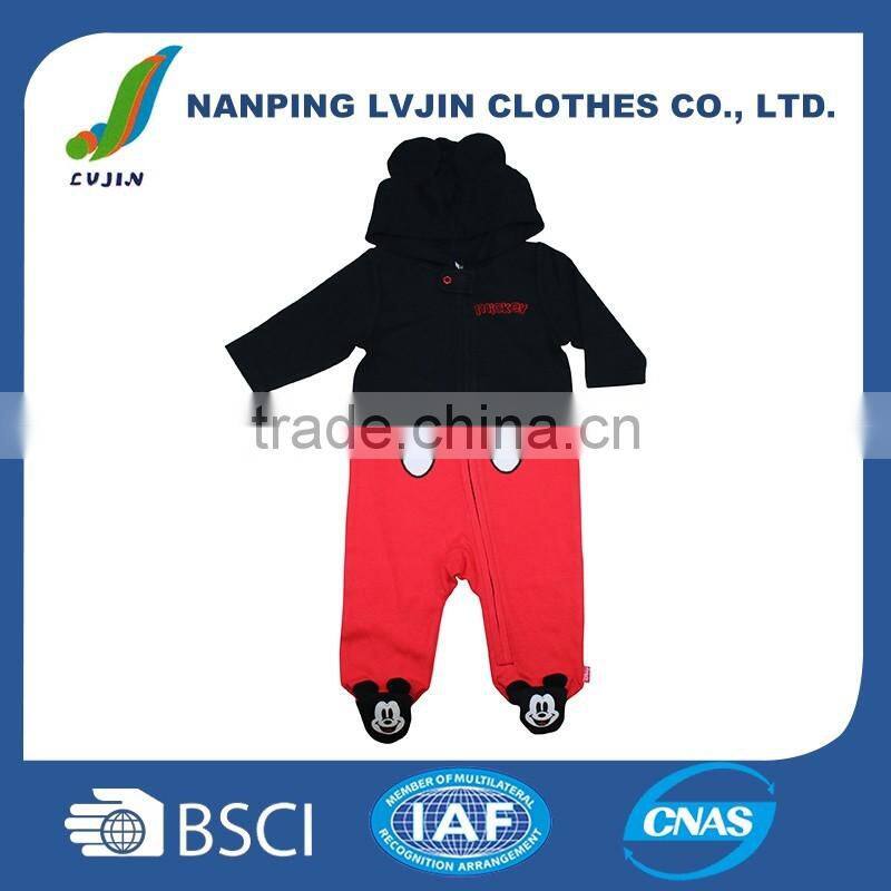 High quality baby garment ,new design baby romper from China velvet with hood baby costume