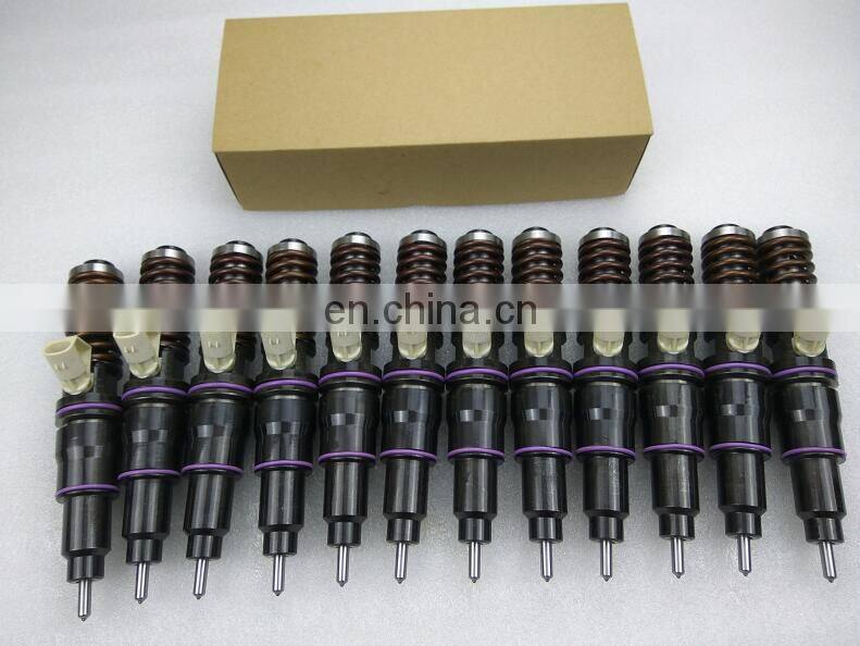 2pin 4pin injector construction machine EC360B EC460B diesel engine pump 2pin injector 20440388