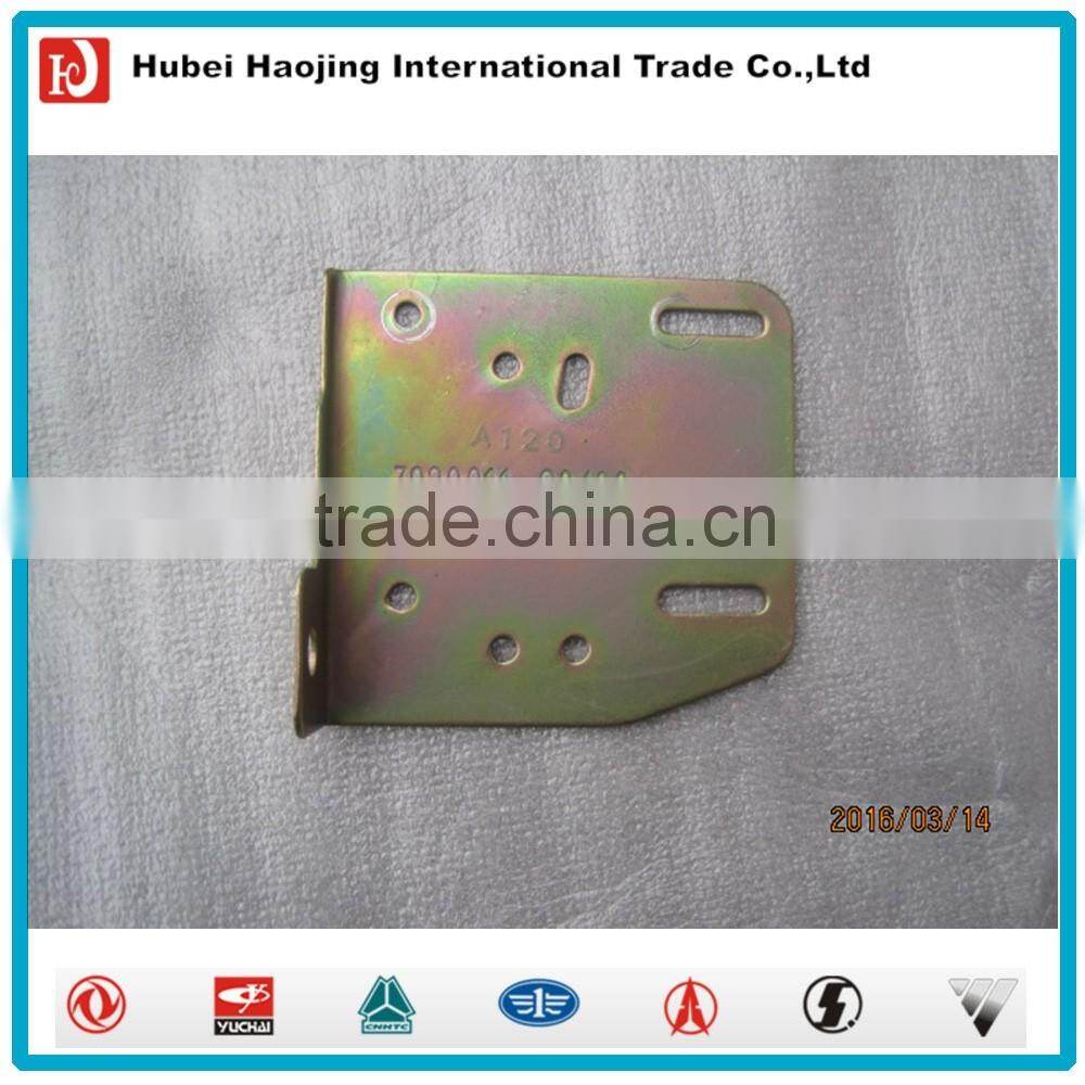 Dongfeng diesel truck body parts right bracket 7920012-C0400