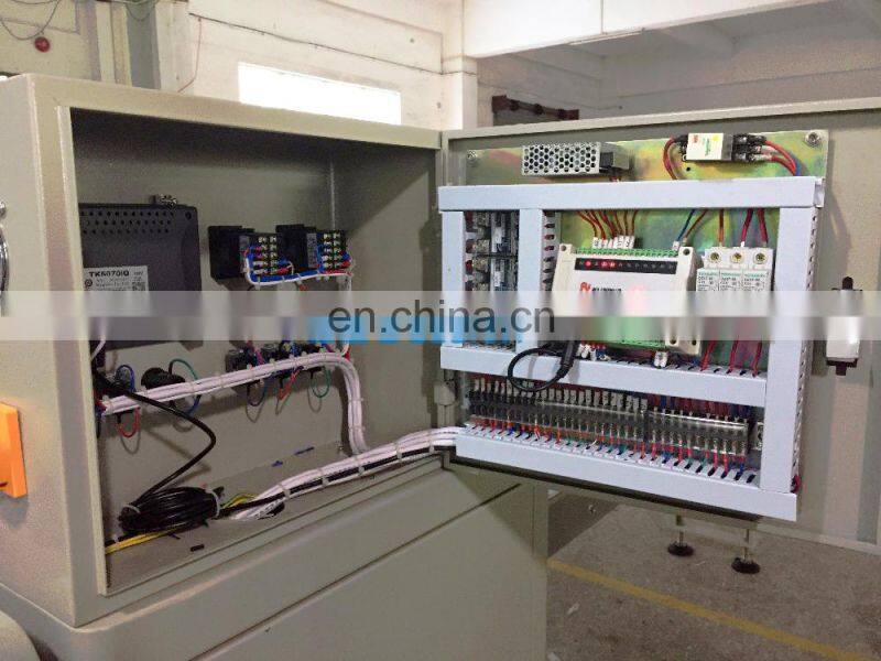 Automatic baby diaper packing machine