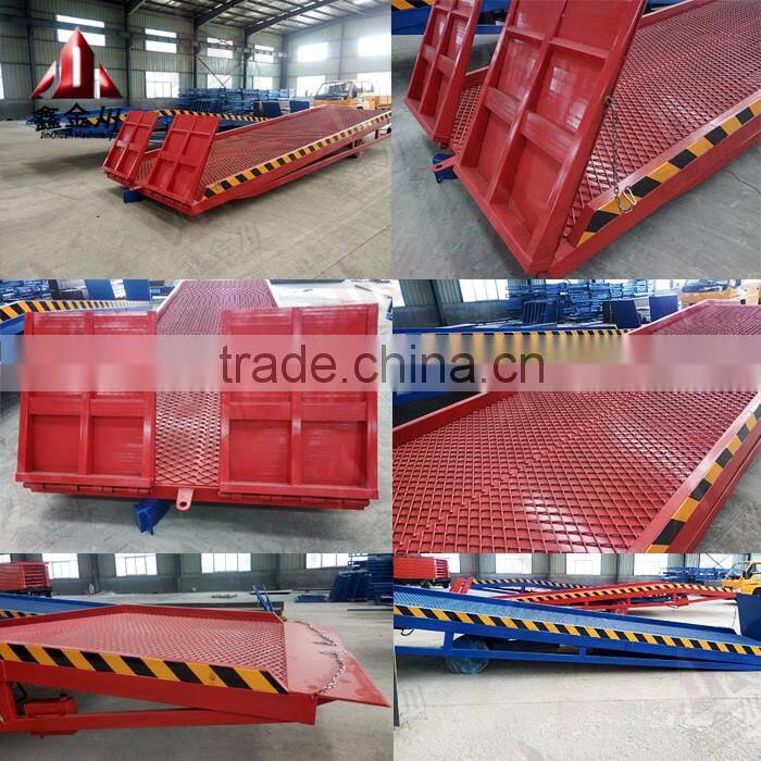 Mobile dock ramp, loading dock ramp, forklift mobile hydraulic yard ramp