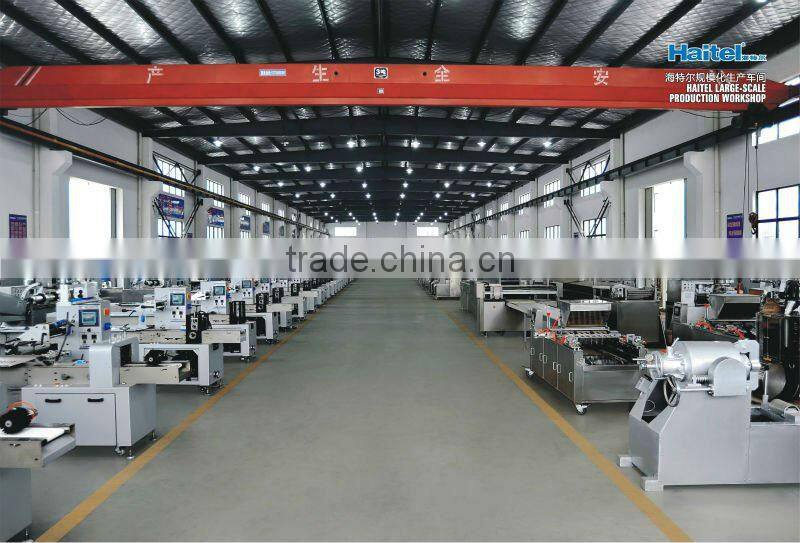 hot sales High speed full automatic pillow packing machine,cake making machine price