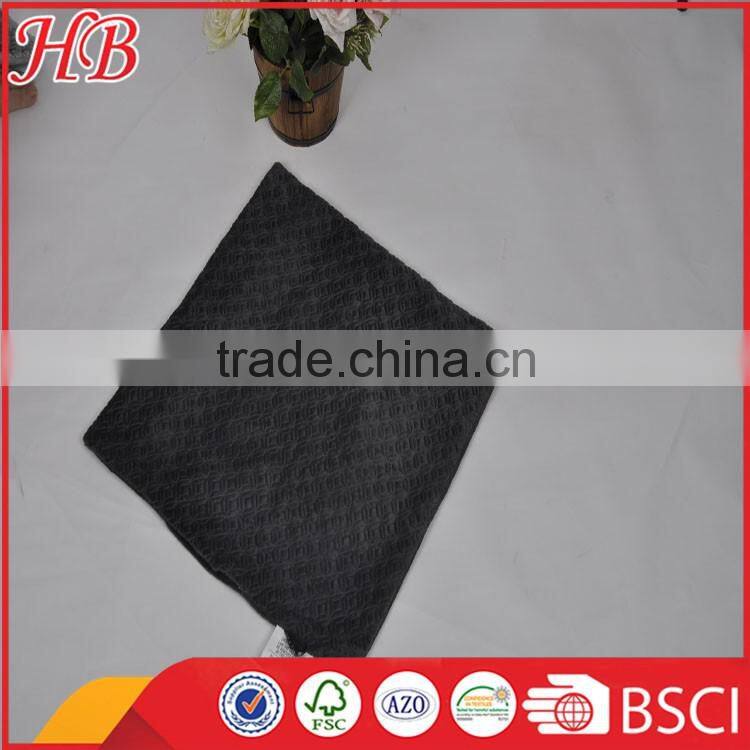 Circle customized quilted cushion, solid micromink cushion, micromink quilted cushion manufacturer