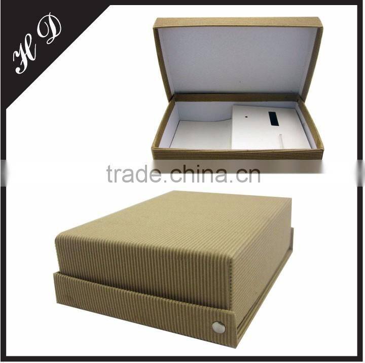 Belt Corrugated Clamshell Box