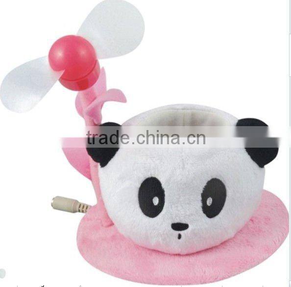 USB fan with plush pen holder