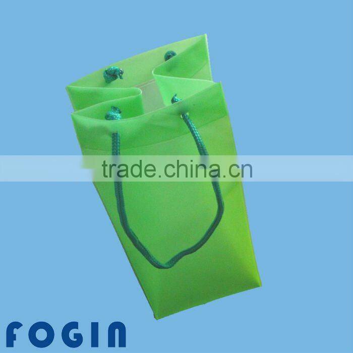 Recyclable iced pvc wineskin with handle cooler packaging bag
