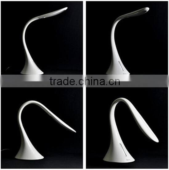 Flexible Eye-protection LED Study Table Lamp with Variable Lights and USB