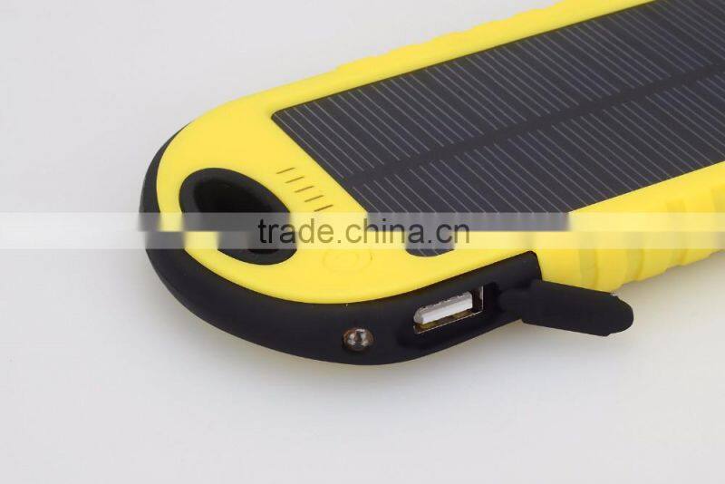 Promotional gift 4000mAh solar power bank for all mobile phones