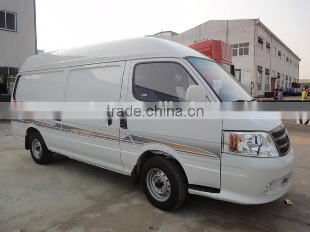Foton 4*2 refrigerator freezer truck refrigerator freezer in dubai for sale