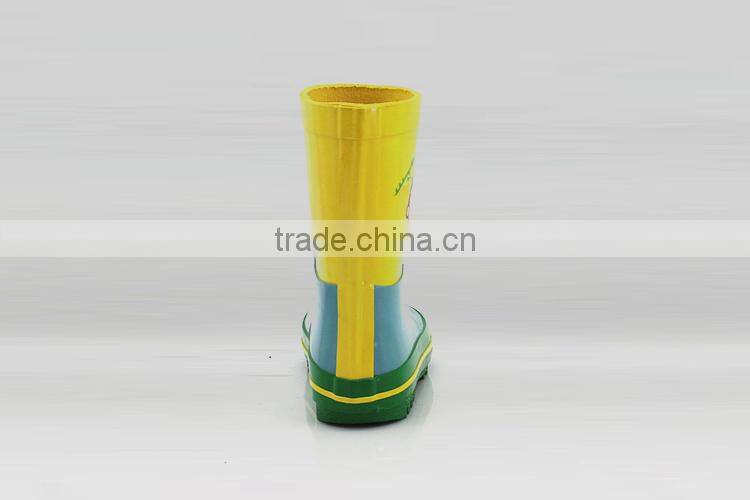 China Manufacturer Customised designs Environmental Cheap rubber boots wholesale