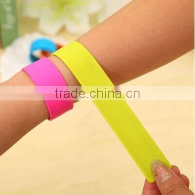 wholesale silicone slap bracelet /ion silicone bracelet glow silicone bracelet