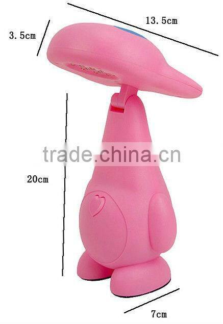 Supply fashion cartoon charging kitten model table lamp
