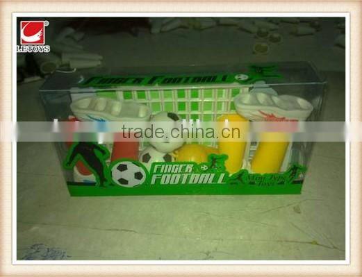 plastic promotional funny finger football game with 2 balls