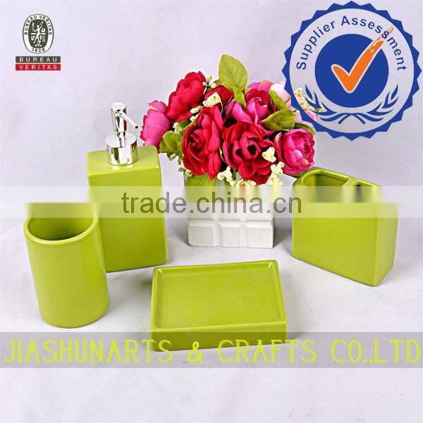 Green Matt Ceramic Bathroom Accessories bath collections