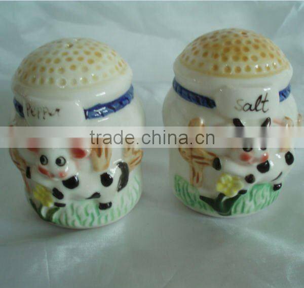 cow shape dolomite ceramic salt pepper set
