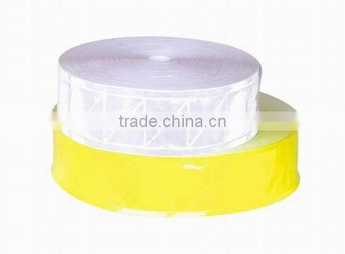 Cold resistant high gloss screen printable reflective PVC tape micro prismatic
