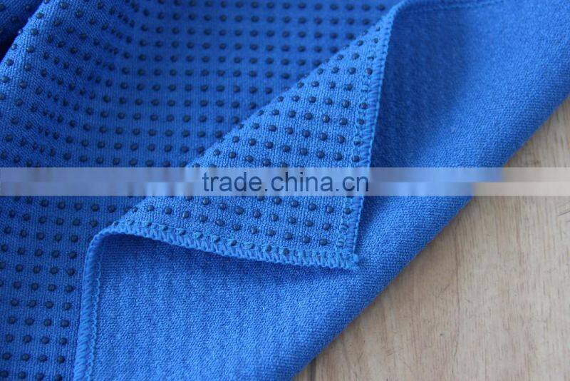 Eco-friendly non-slip microfiber yoga towel with silicone dot