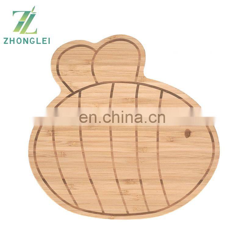 Natural wooden animal shaped cutting board cute pig shaped bamboo or wood cutting board