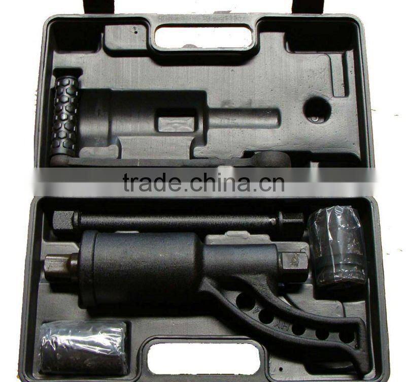 Manual torque wrench