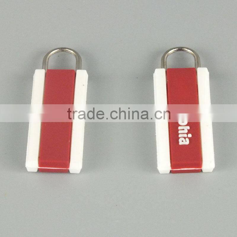 ECO-Friendly PVC Label For Garment, Soft PVC Trademark Brand, PVC Brand Label