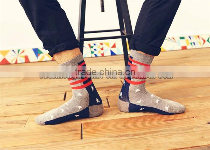 Custom White Striped And Star Design Half Terry Elastic Cuff Cotton Men Sport Socks