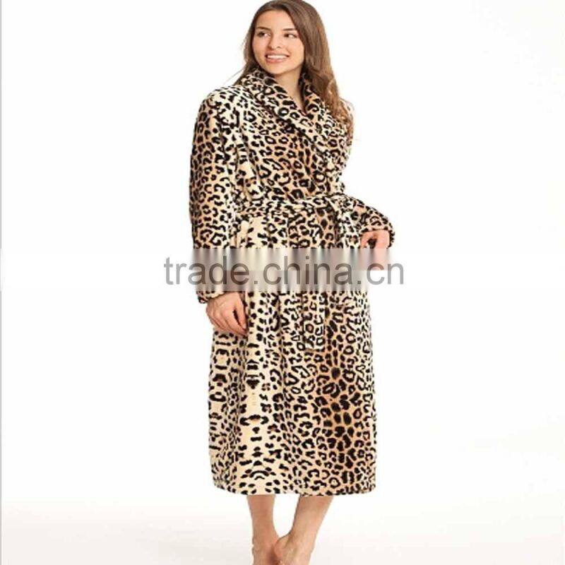 hot sale 100% polyester coral fleece Ladies Robe Women animal print bathrobes