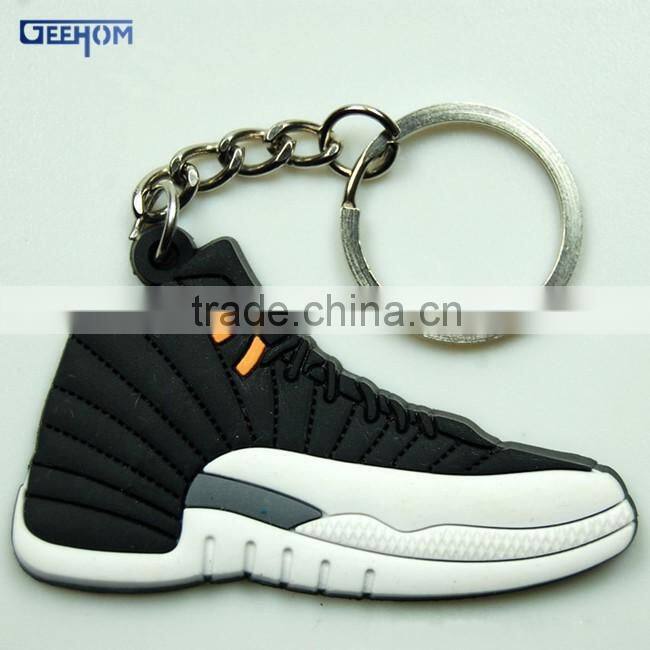 factory wholesale 3d promotional rubber running shoe keychain