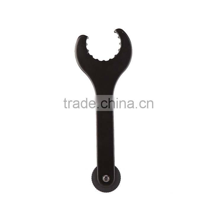 Bicycle wrench