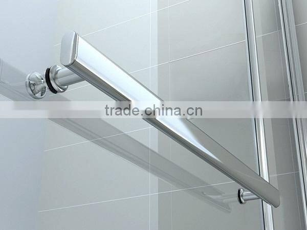 Hinged Shower Screen For Bath Tub