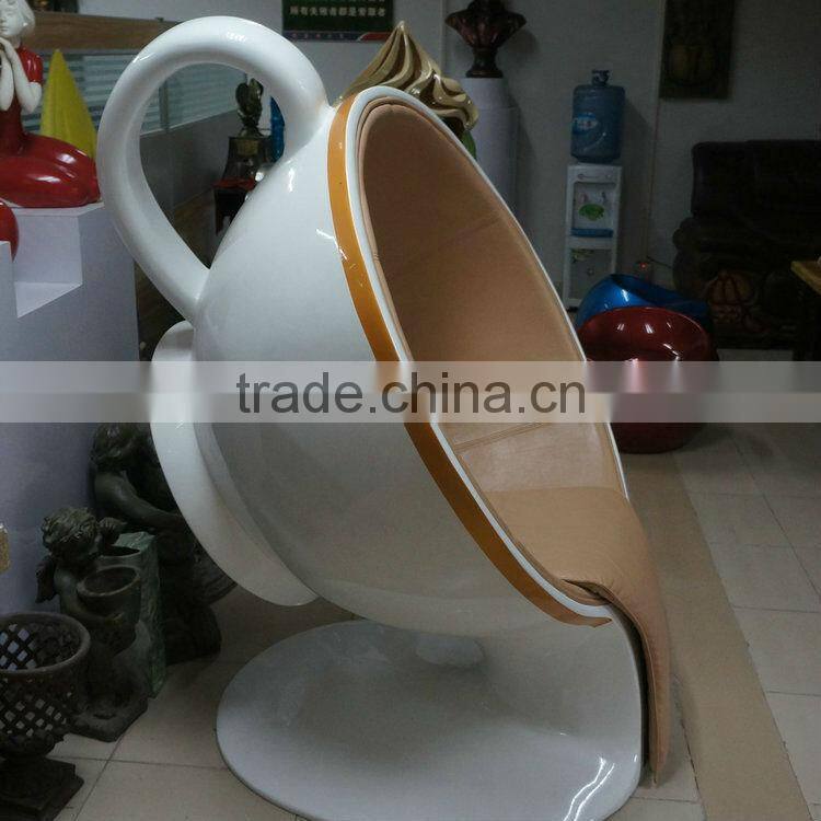 Indoor or outdoor fiberglass chair