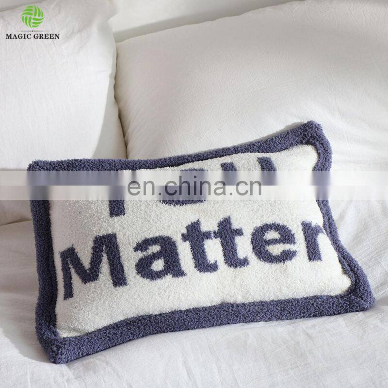 in stock wholesale zero defect super soft 100% polyester micro feather yarn knit baby room travel throw blanket pillow cushion