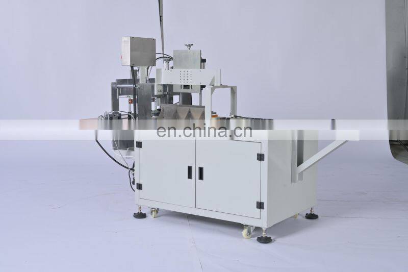 Adult Diapers Packing Machine,Adult Diapers Filling and Sealing machine,Adult diapers bagging machine with factory price