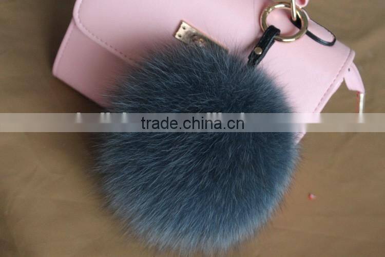 2016 Latest Fashion White Black 100% Real Fox Fur Pom Pom Girl Keychains