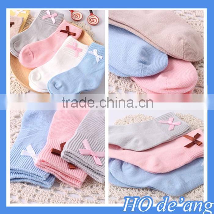 2016 Hot selling combed cotton baby socks cute bow skid children baby socks MHo-205