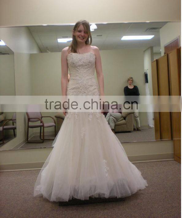 High-grade lace fishtail package hip wedding dress