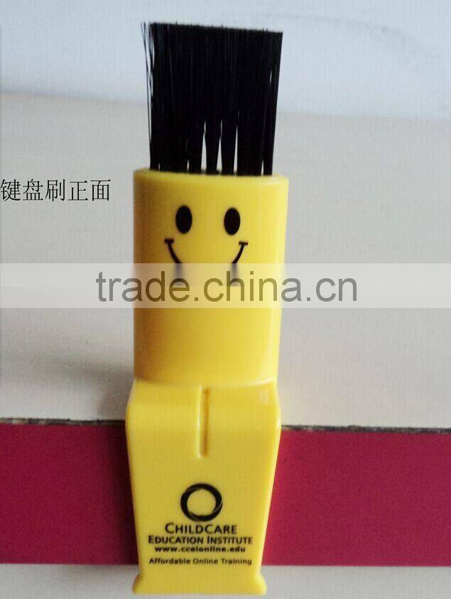 funning plastic smile keyboard brush computer brush LCD screen brush