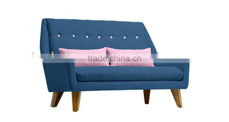 S001A Victorian style sofa