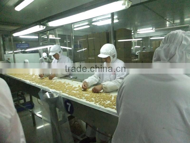 Sweet delicious Raw Redskin Peanuts for roasting