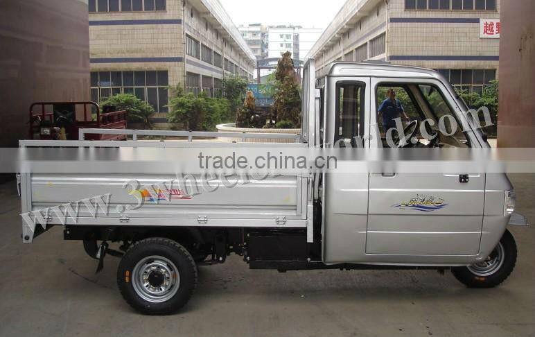 old cheap cheap adult vespa taxi tricycle design