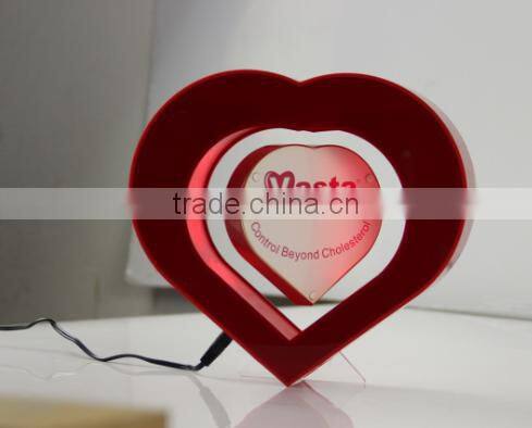 Maglev Rahmen With Heart Shape, Cool Magnetic Suspension Photo Frame with Heart Shape